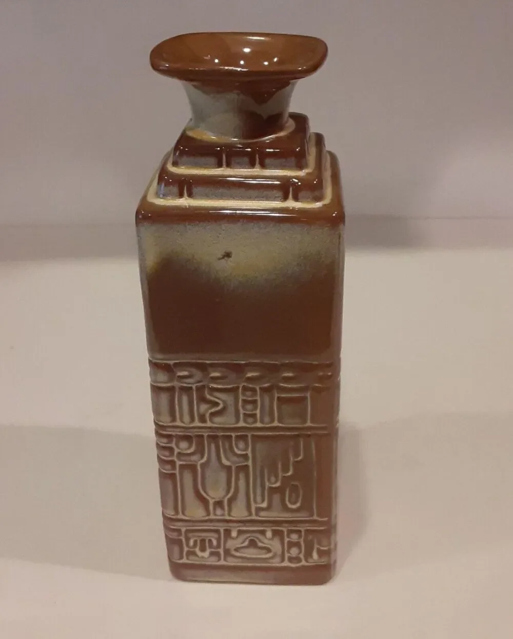Vintage Frankoma Pottery Pictographs Column Bud Vase#7JH NOTE